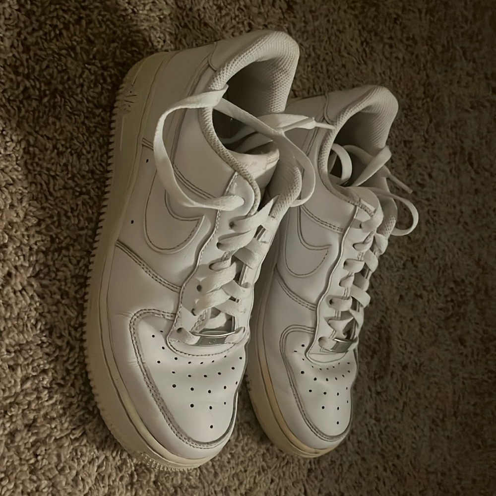 Nike Air Force 1 women’s 7.5